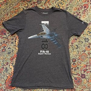 Boeing Super Hornet T-shirt Small excellent